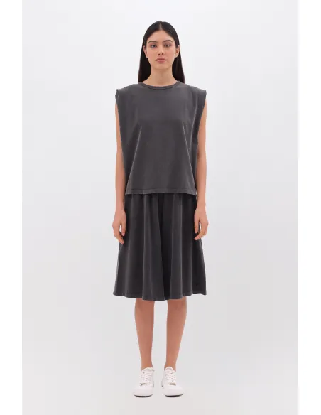 DIRTY LAUNDRY SLEEVELESS T-SHIRT...